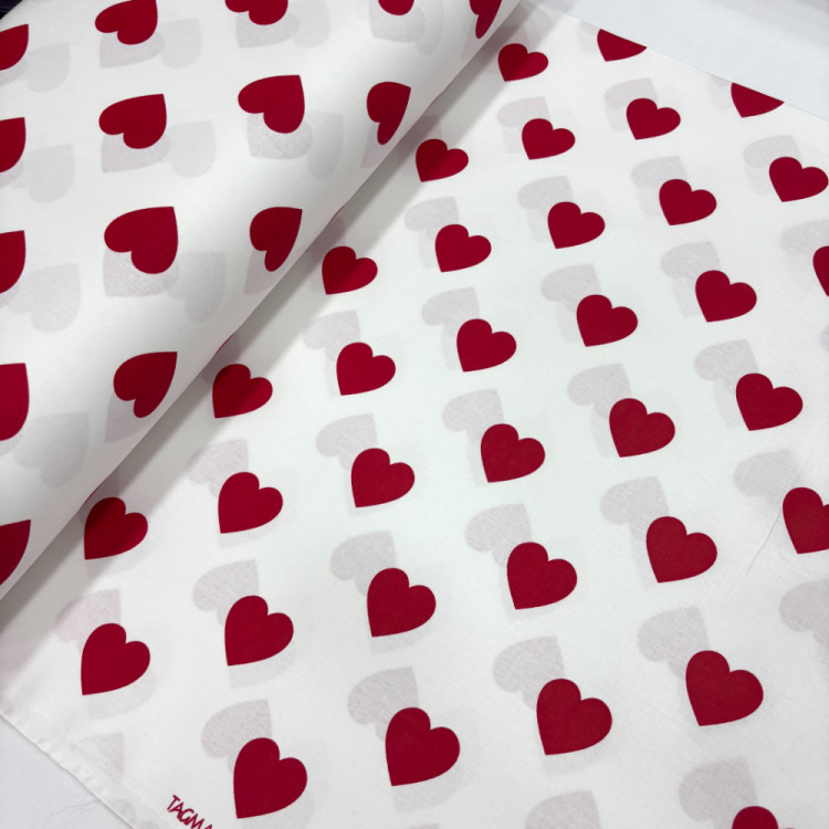 Büyük Sıralı Kalpler Poplin Kumaş